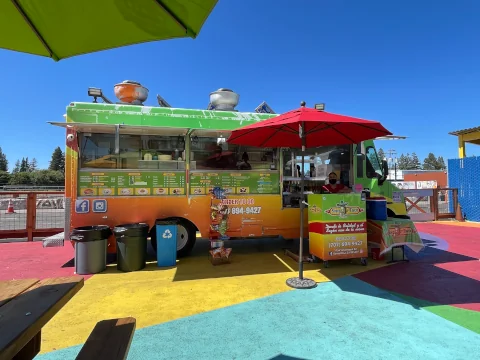 カリフォルニアのタコスのキッチンカー